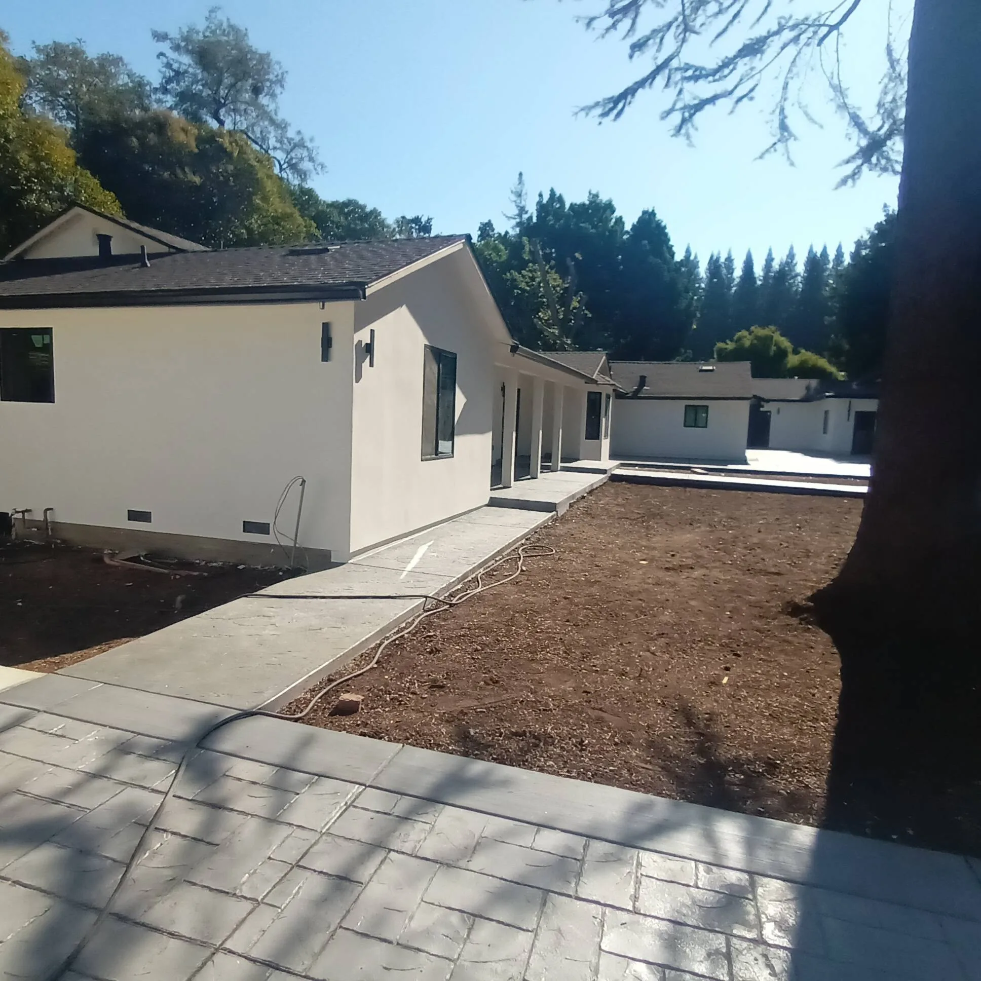 House painting in San Jose, CA: freshly painted single-story stucco ranch home